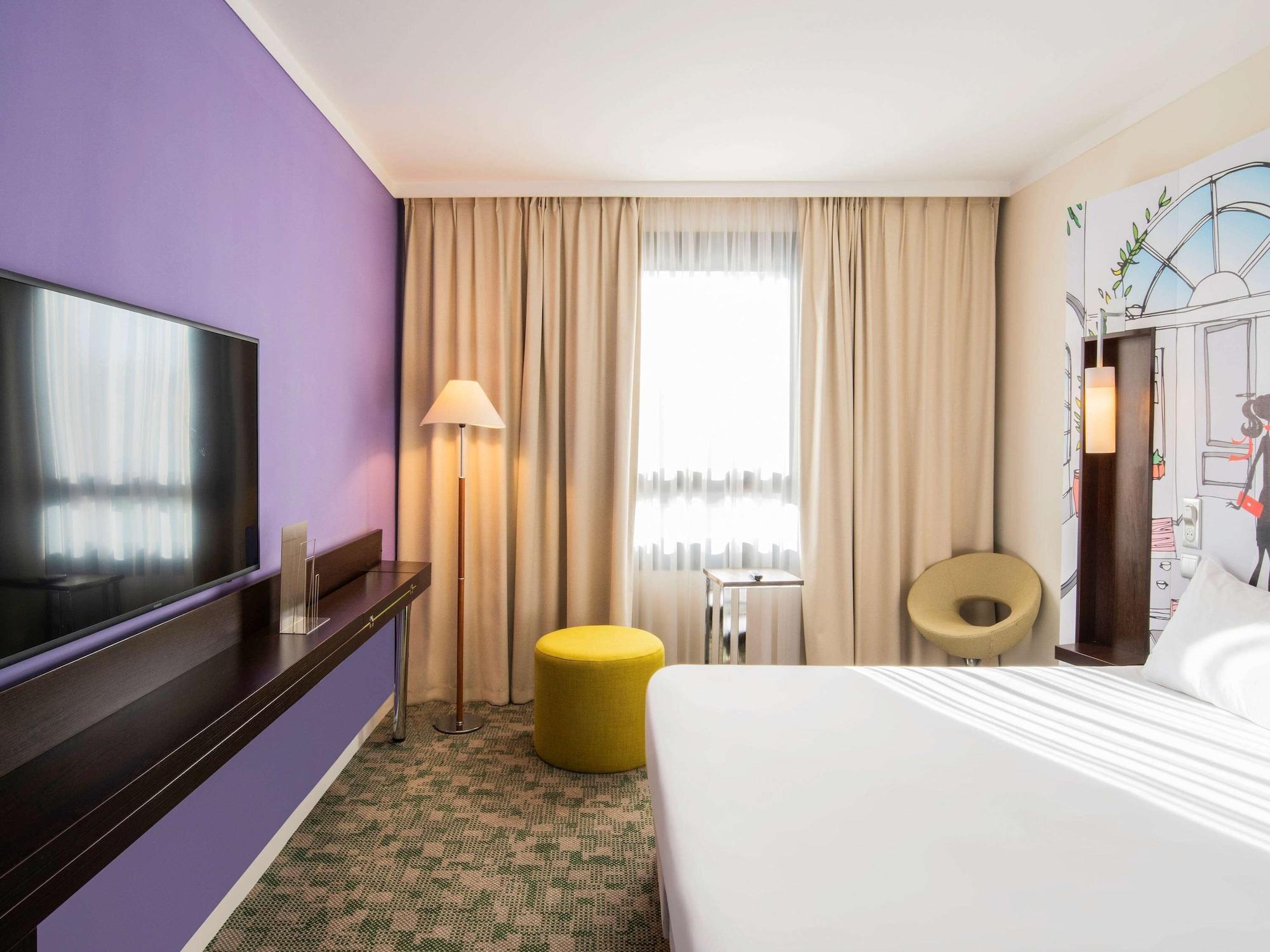 Ibis Styles Evry Courcouronnes Hotel And Events Bagian luar foto