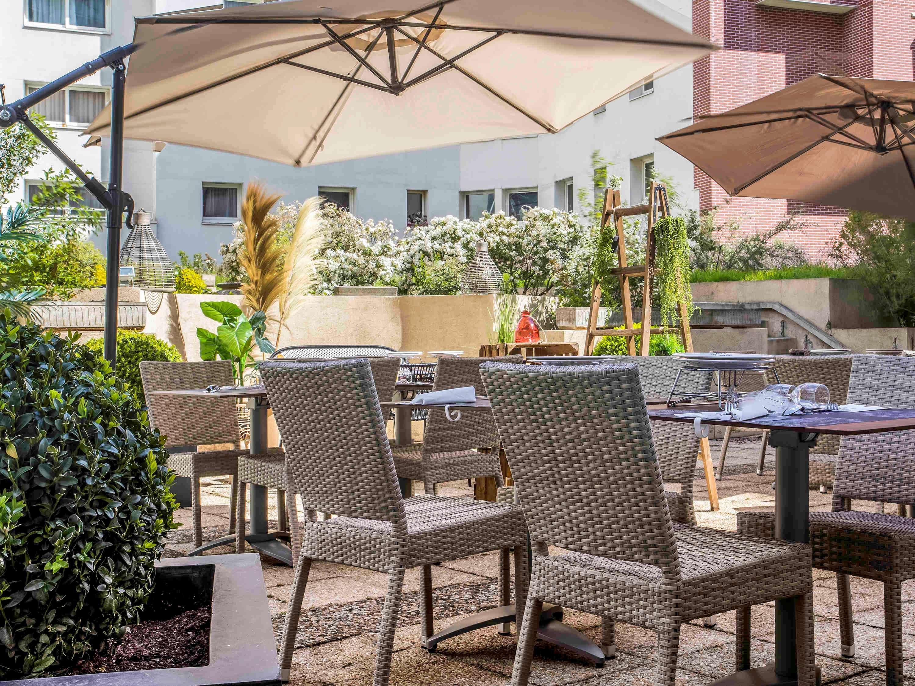 Ibis Styles Evry Courcouronnes Hotel And Events Bagian luar foto