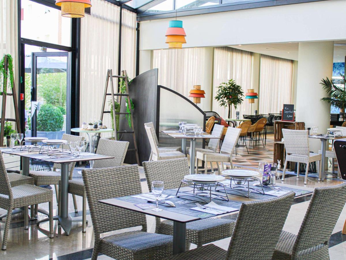 Ibis Styles Evry Courcouronnes Hotel And Events Bagian luar foto
