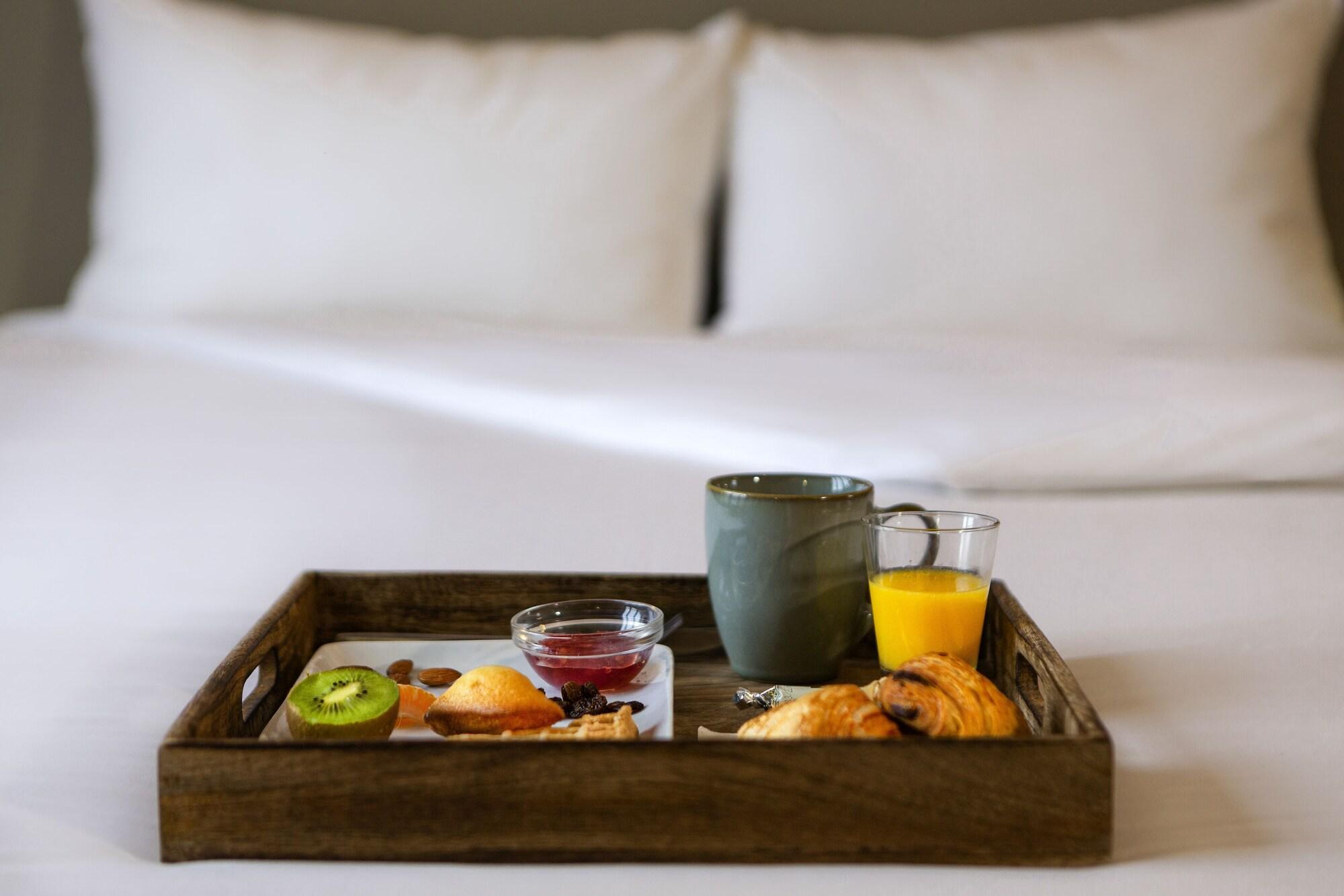 Ibis Styles Evry Courcouronnes Hotel And Events Bagian luar foto