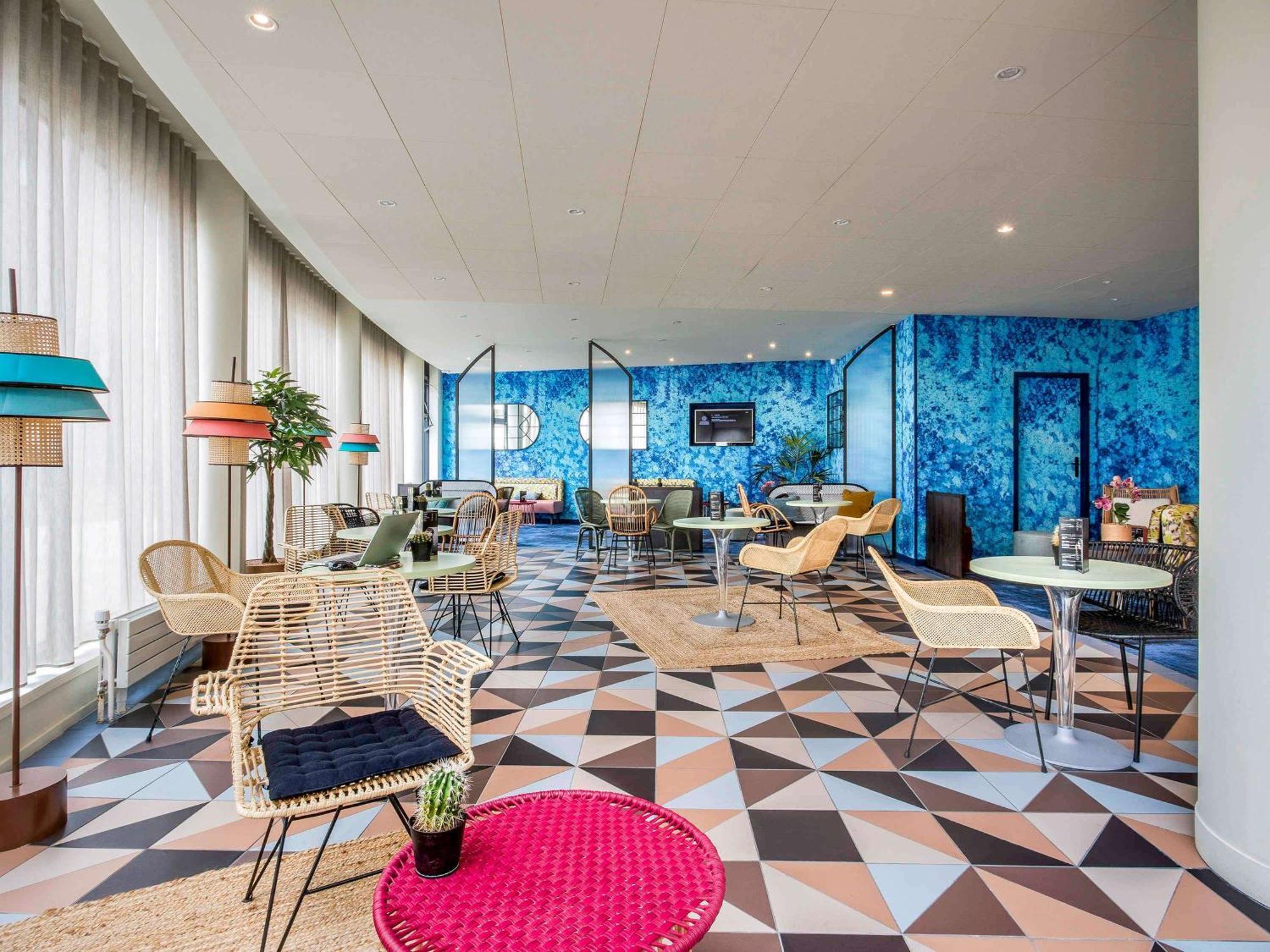 Ibis Styles Evry Courcouronnes Hotel And Events Bagian luar foto