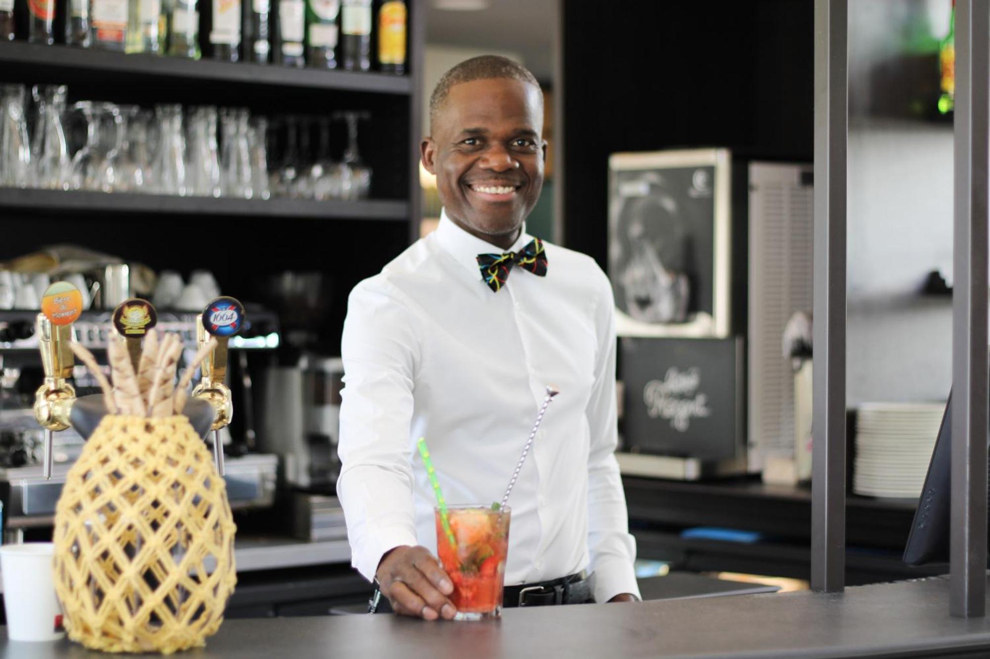 Ibis Styles Evry Courcouronnes Hotel And Events Bagian luar foto